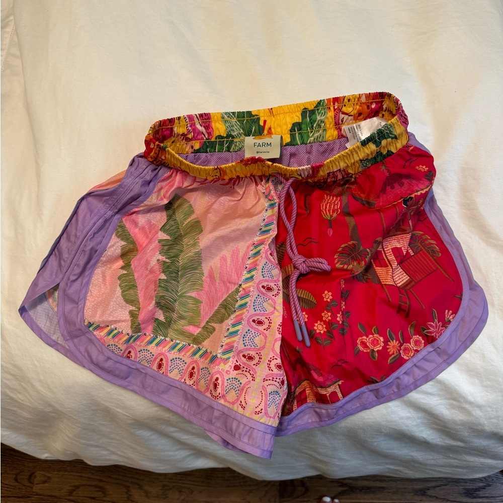 Farm Rio shorts size small never worn